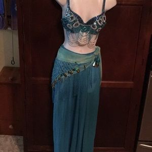 Genie out fit.  coz play costume